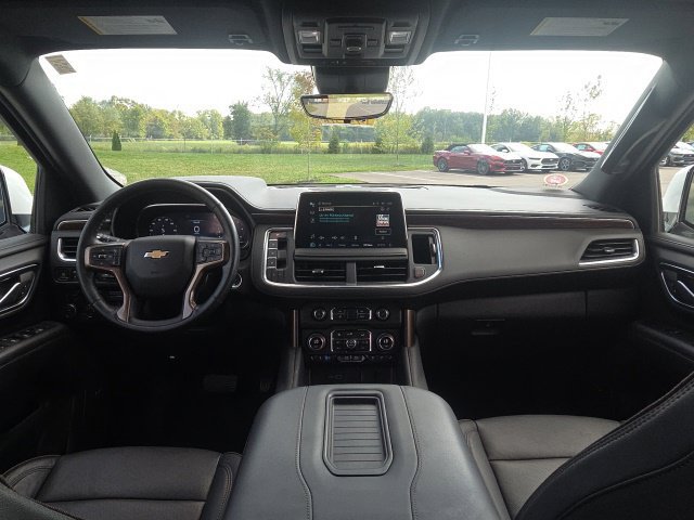 Used 2024 Chevrolet Suburban High Country AWD/4WD image 21