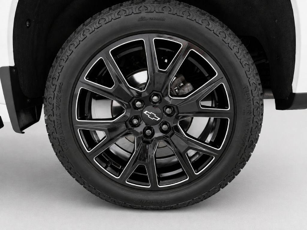 Used 2022 Chevrolet Silverado 1500 High Country w/ High Country Premium Package AWD/4WD image 30