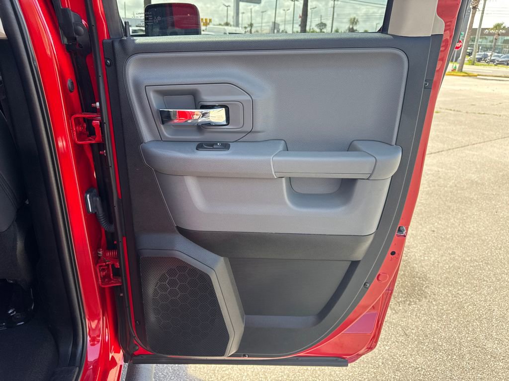 Used 2020 RAM 1500 Classic Warlock AWD/4WD image 17