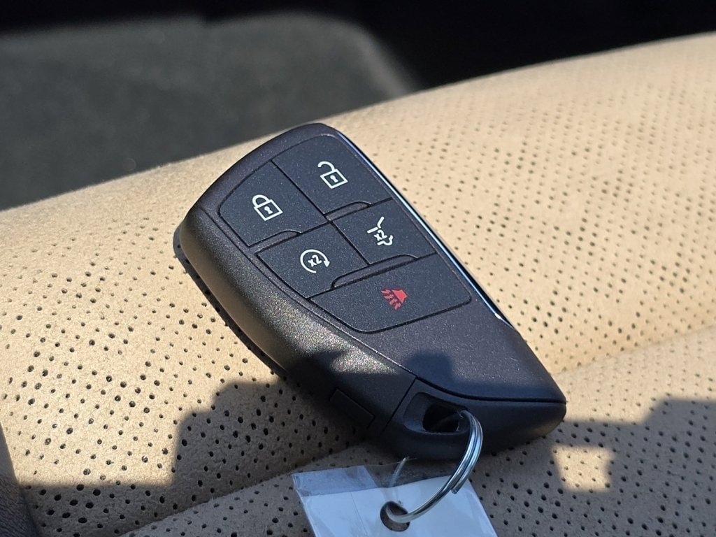 New 2026 Chevrolet Equinox ACTIV w/ Convenience Package III FWD image 19