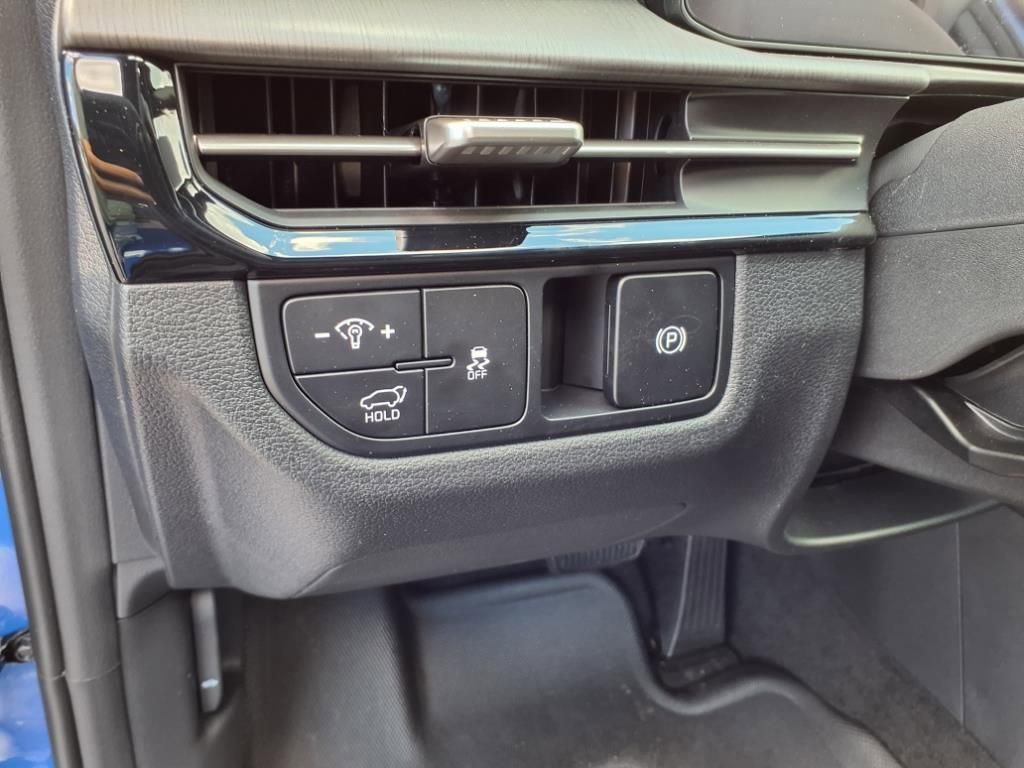 New 2026 Kia Sportage X-Line w/ X-Line Technology Package image 17