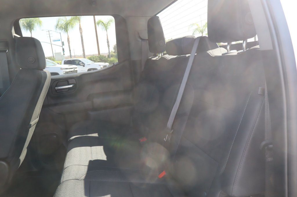 New 2026 Chevrolet Silverado 1500 Custom w/ LPO, Dark Essentials Package RWD image 31