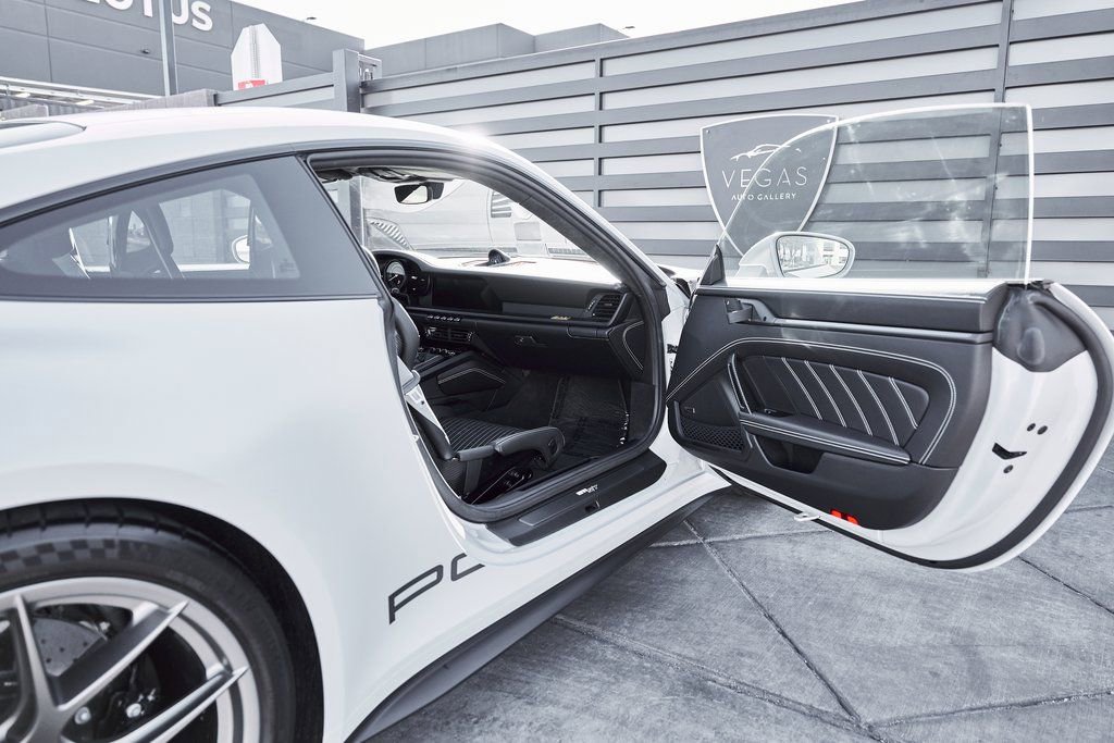 Used 2024 Porsche 911 GT3 RS w/ Extended Leather Package image 28