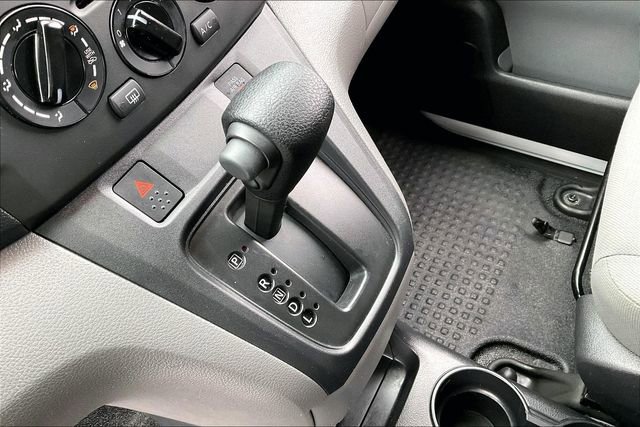 Used 2020 Nissan NV200 SV w/ Back Door Glass Package image 13