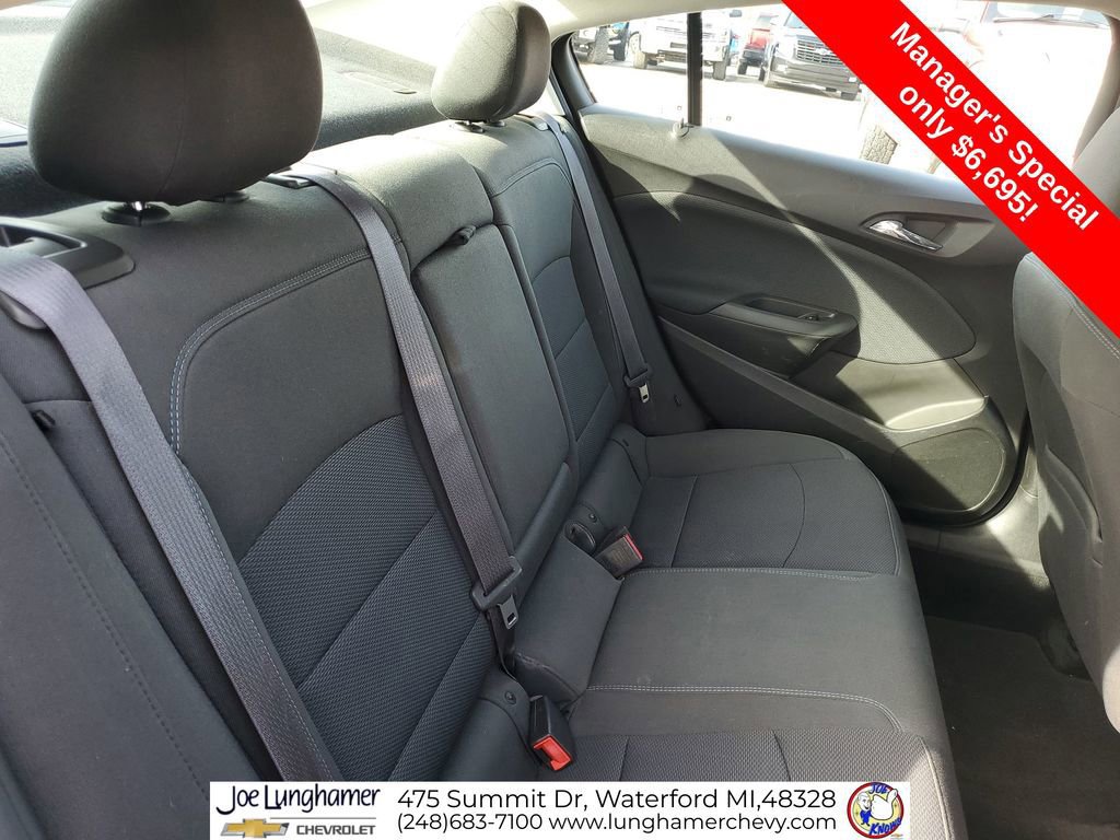 Used 2016 Chevrolet Cruze LT w/ Convenience Package FWD image 25