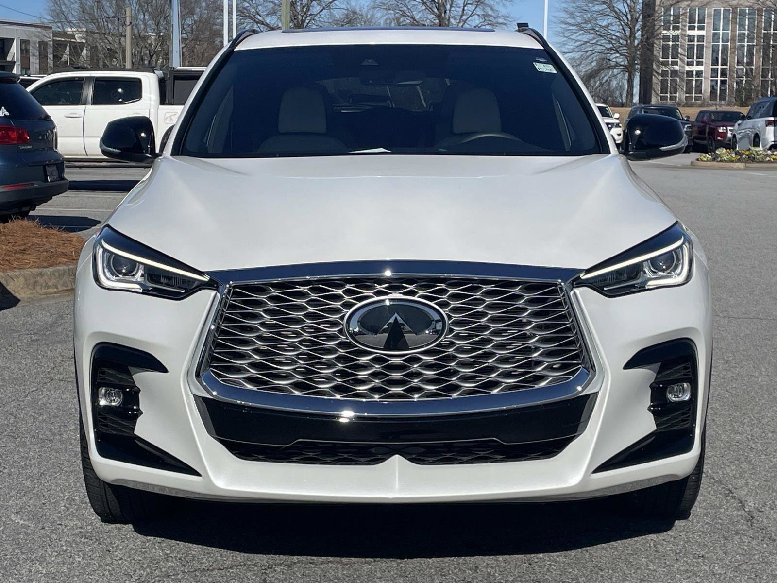 Certified 2025 INFINITI QX55 Luxe w/ Cargo Package AWD/4WD image 6