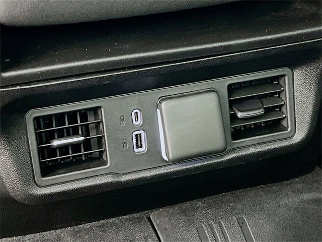 Used 2024 GMC Sierra 1500 Elevation image 33