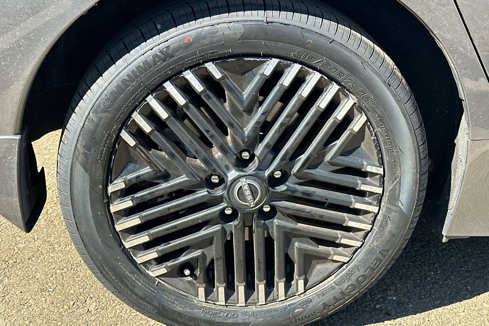 Certified 2024 Nissan Leaf SV Plus image 7