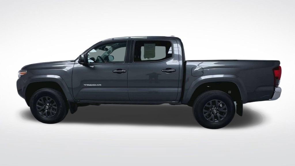 Certified 2023 Toyota Tacoma SR5 AWD/4WD image 6