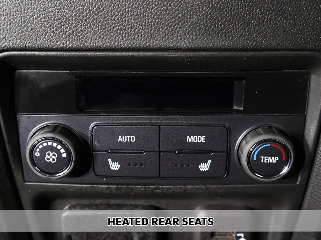 Used 2024 Buick Enclave Premium image 8