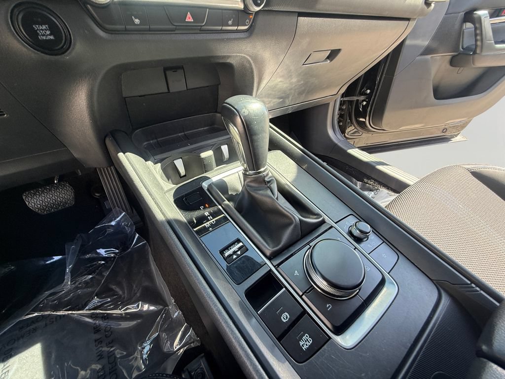 Used 2025 Toyota RAV4 XLE AWD/4WD image 18