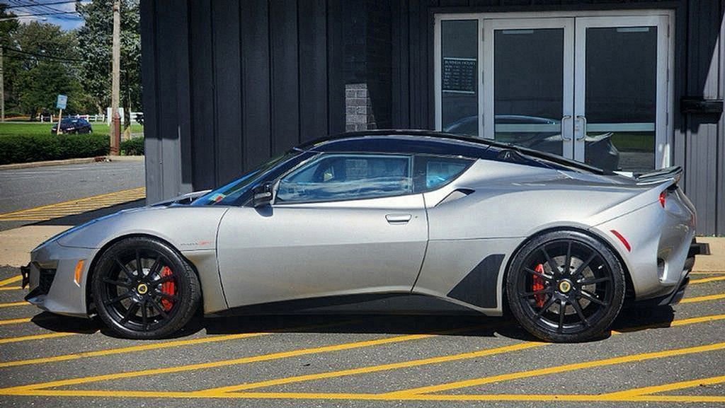 Used 2020 Lotus Evora RWD image 4