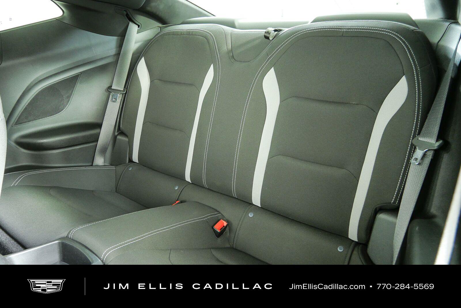Used 2021 Chevrolet Camaro LT RWD image 17