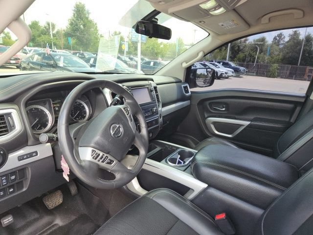 Used 2017 Nissan Titan PRO-4X AWD/4WD image 9