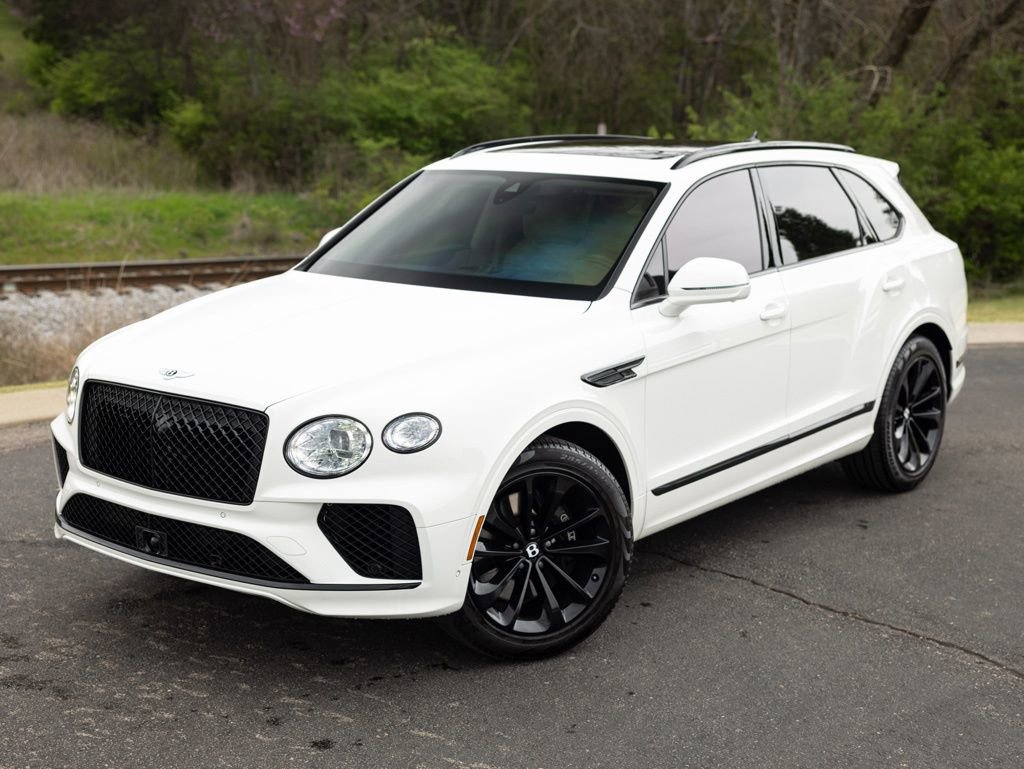 Used 2024 Bentley Bentayga image 7