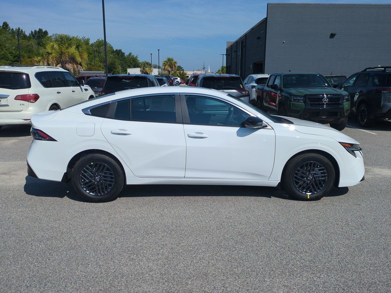 New 2026 Nissan Sentra SV w/ SV Convenience Package FWD image 2
