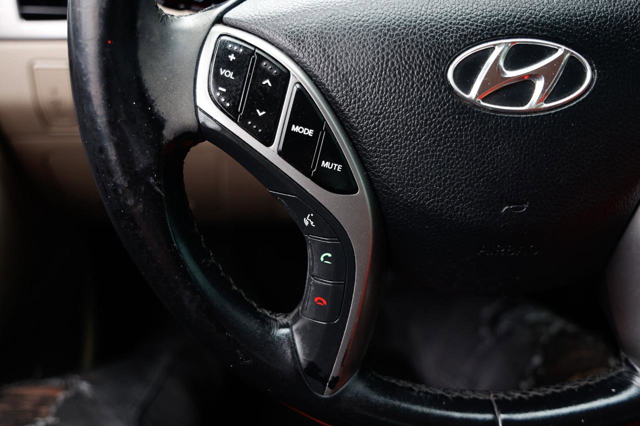 Used 2013 Hyundai Elantra GT w/ Style Pkg image 25