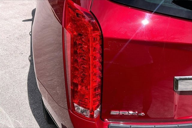 Used 2015 Cadillac SRX Luxury w/ Driver Awareness Package AWD/4WD image 23