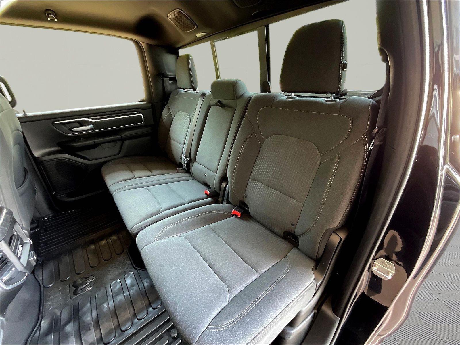Used 2019 RAM 1500 Big Horn AWD/4WD image 23
