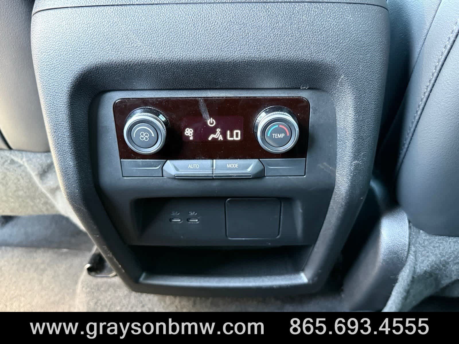 Used 2025 Buick Enclave Preferred AWD/4WD image 18