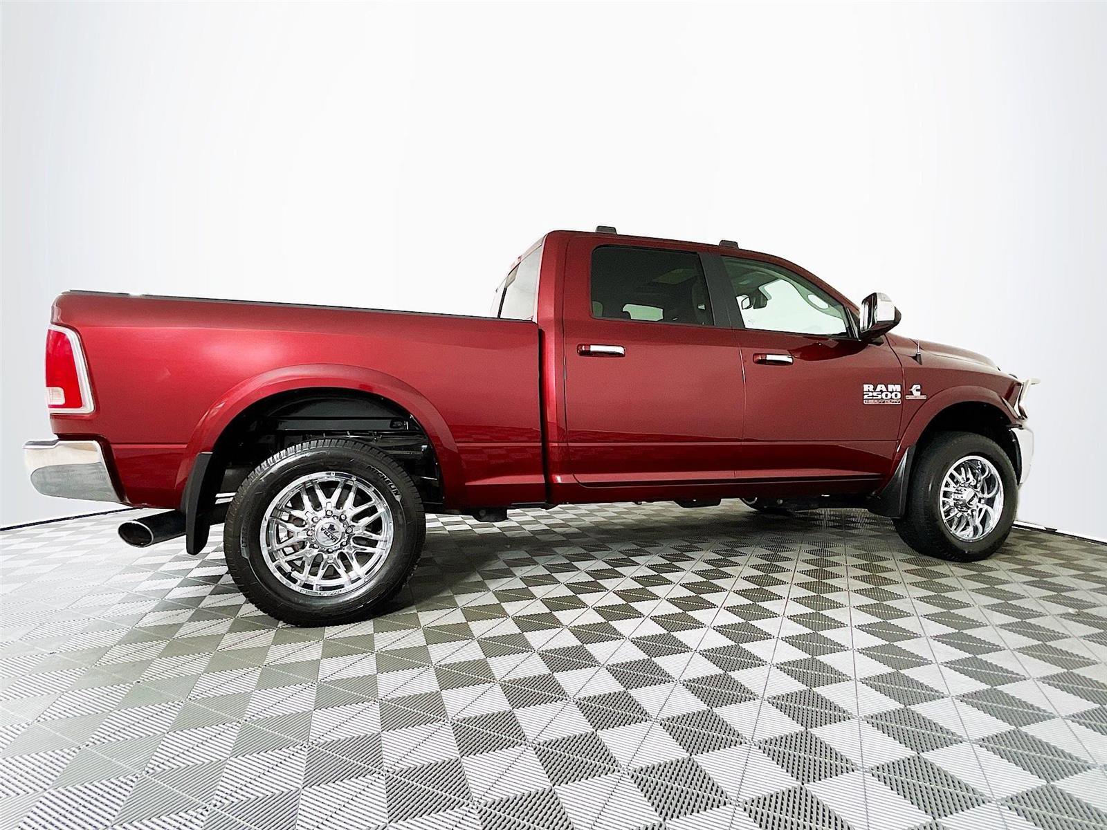 Used 2018 RAM 2500 Laramie w/ Convenience Group image 10
