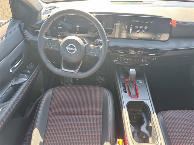 New 2026 Nissan Kicks SR w/ Cold Weather Package image 16