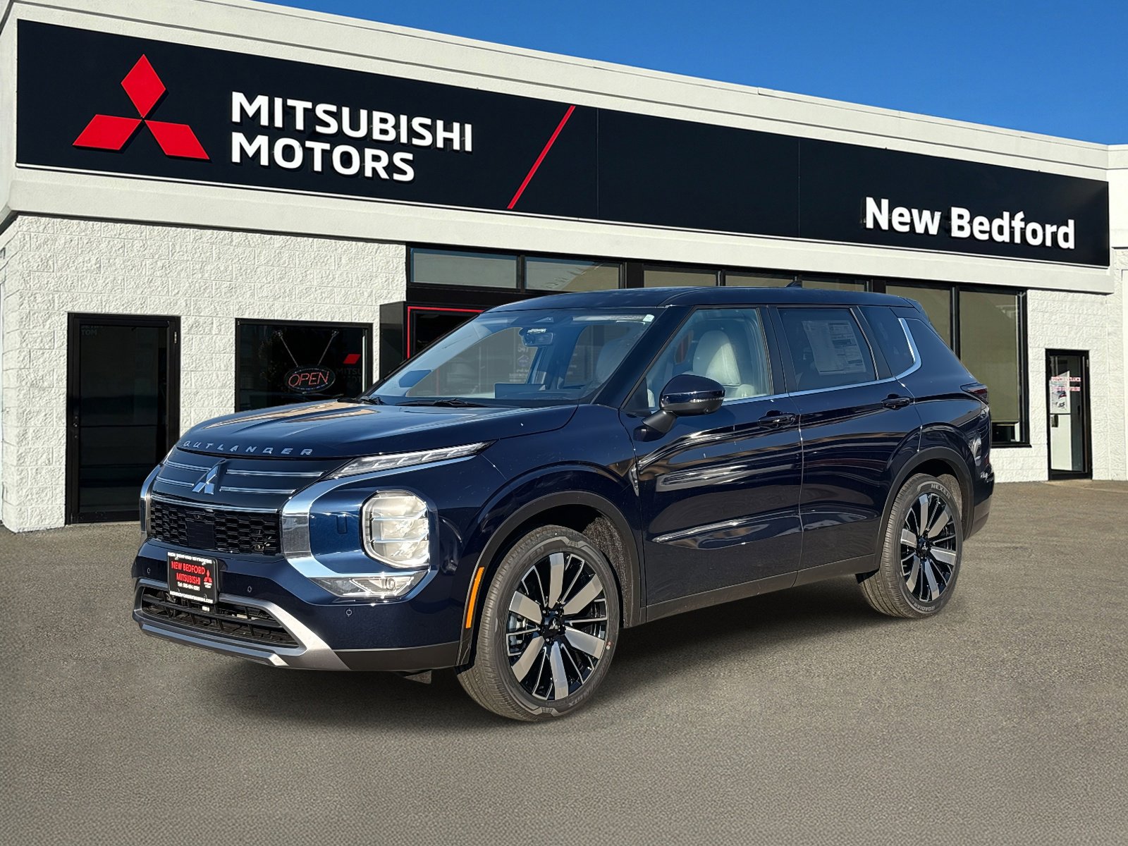 New 2026 Mitsubishi Outlander SE image 1