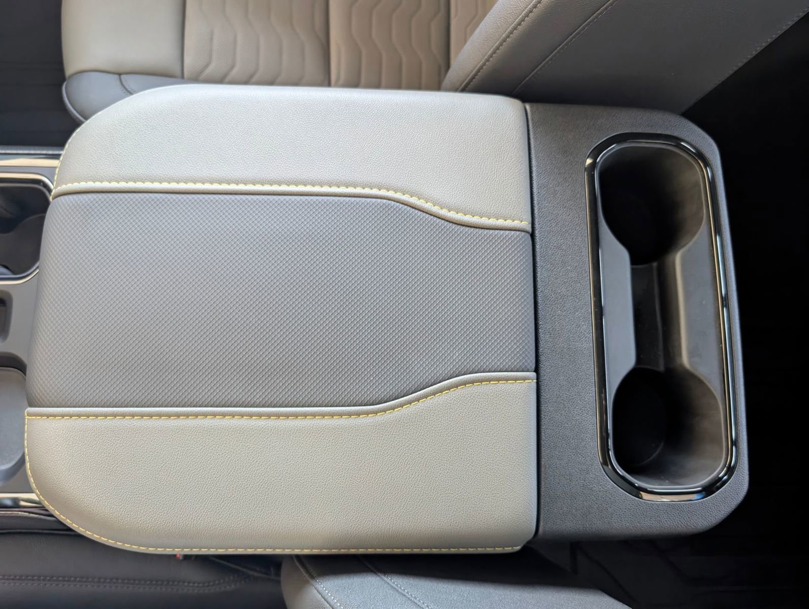 Used 2023 Chevrolet Silverado 1500 ZR2 w/ Technology Package image 26