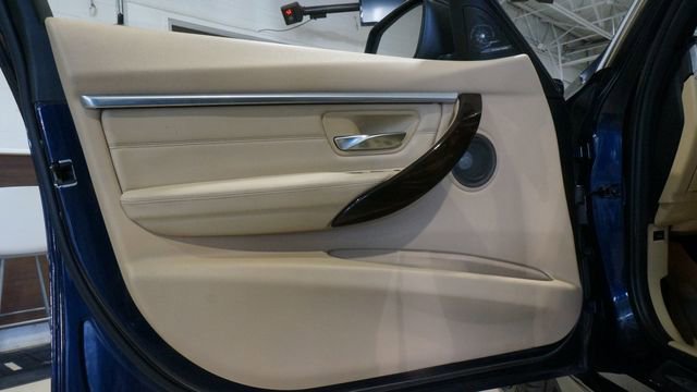 Used 2016 BMW 340i xDrive Sedan image 30