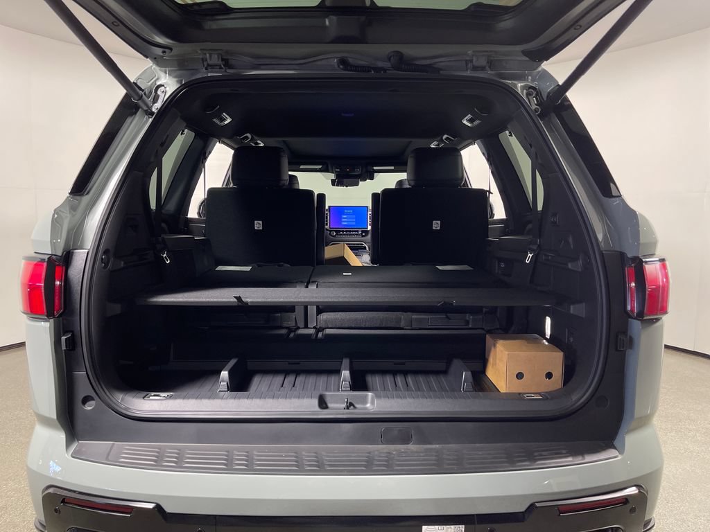 New 2026 Toyota Sequoia Platinum w/ TRD Off-Road Package AWD/4WD image 10