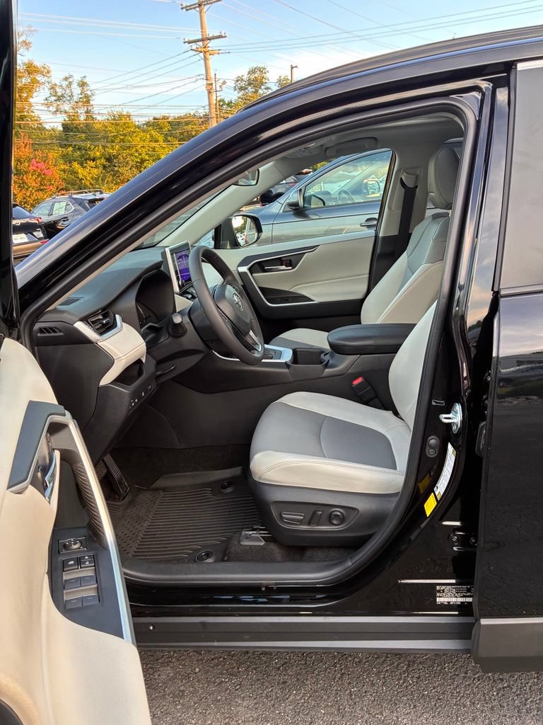 Used 2024 Toyota RAV4 XLE Premium w/ Weather Package AWD/4WD image 28