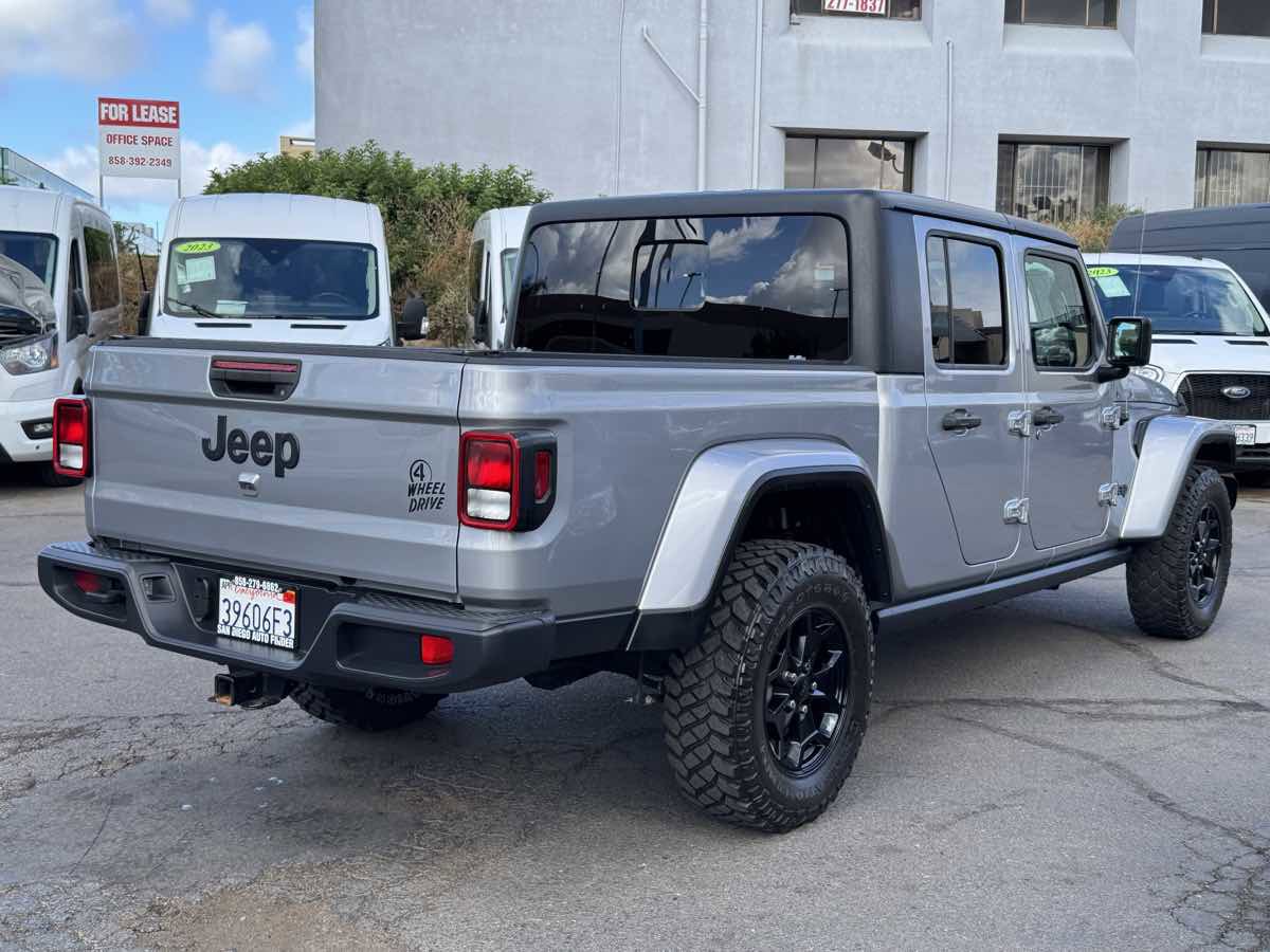 Used 2021 Jeep Gladiator Sport AWD/4WD image 14