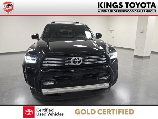 Certified 2025 Toyota 4Runner Limited AWD/4WD image 4