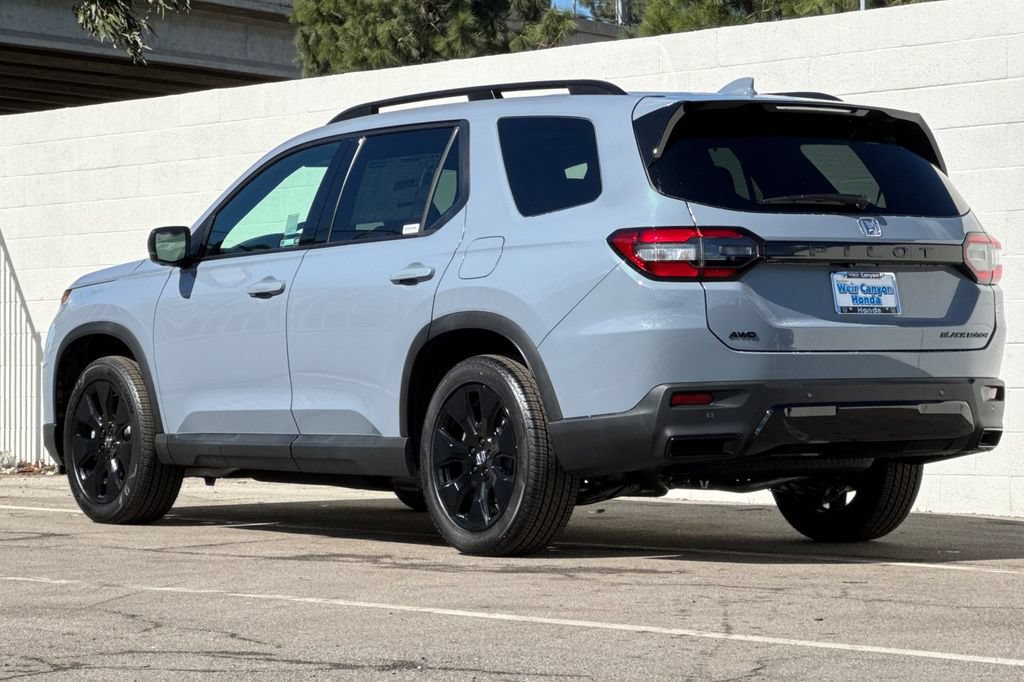 New 2026 Honda Pilot Black Edition image 6