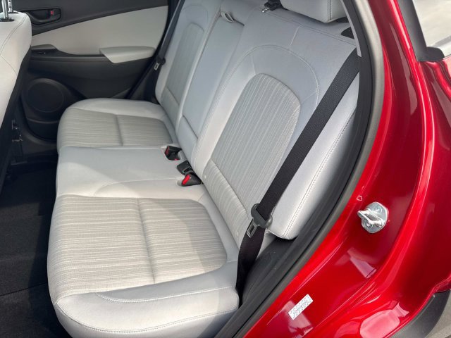 Used 2023 Hyundai Kona SEL AWD/4WD image 15