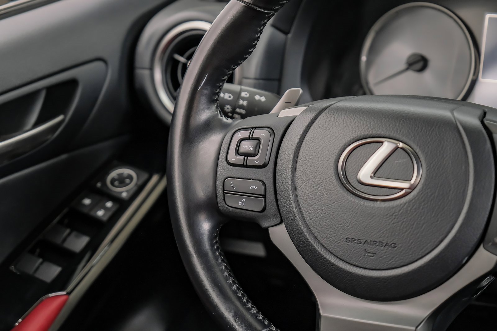 Used 2022 Lexus IS 300 image 23