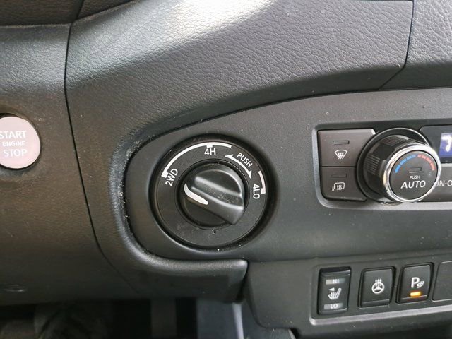 Used 2022 Nissan Frontier SV image 15