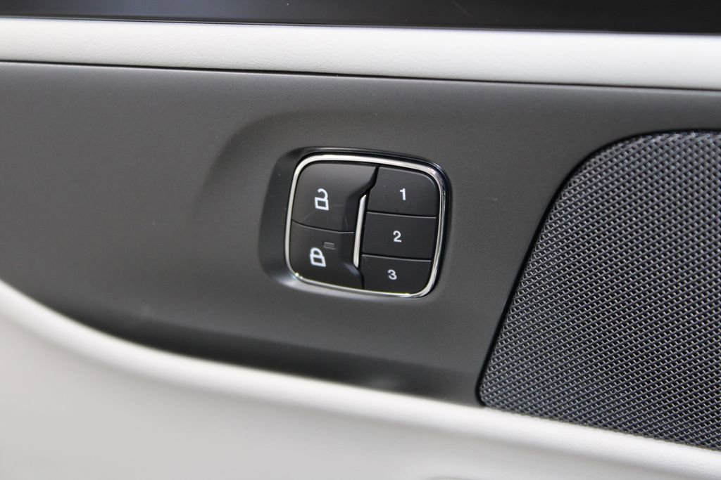 New 2026 Lincoln Nautilus Reserve image 40