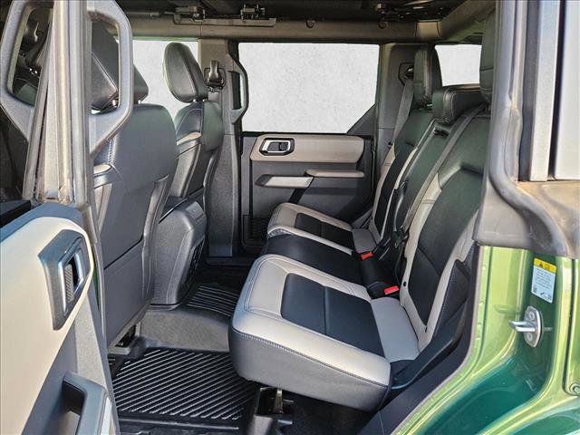 Used 2023 Ford Bronco Wildtrak image 19