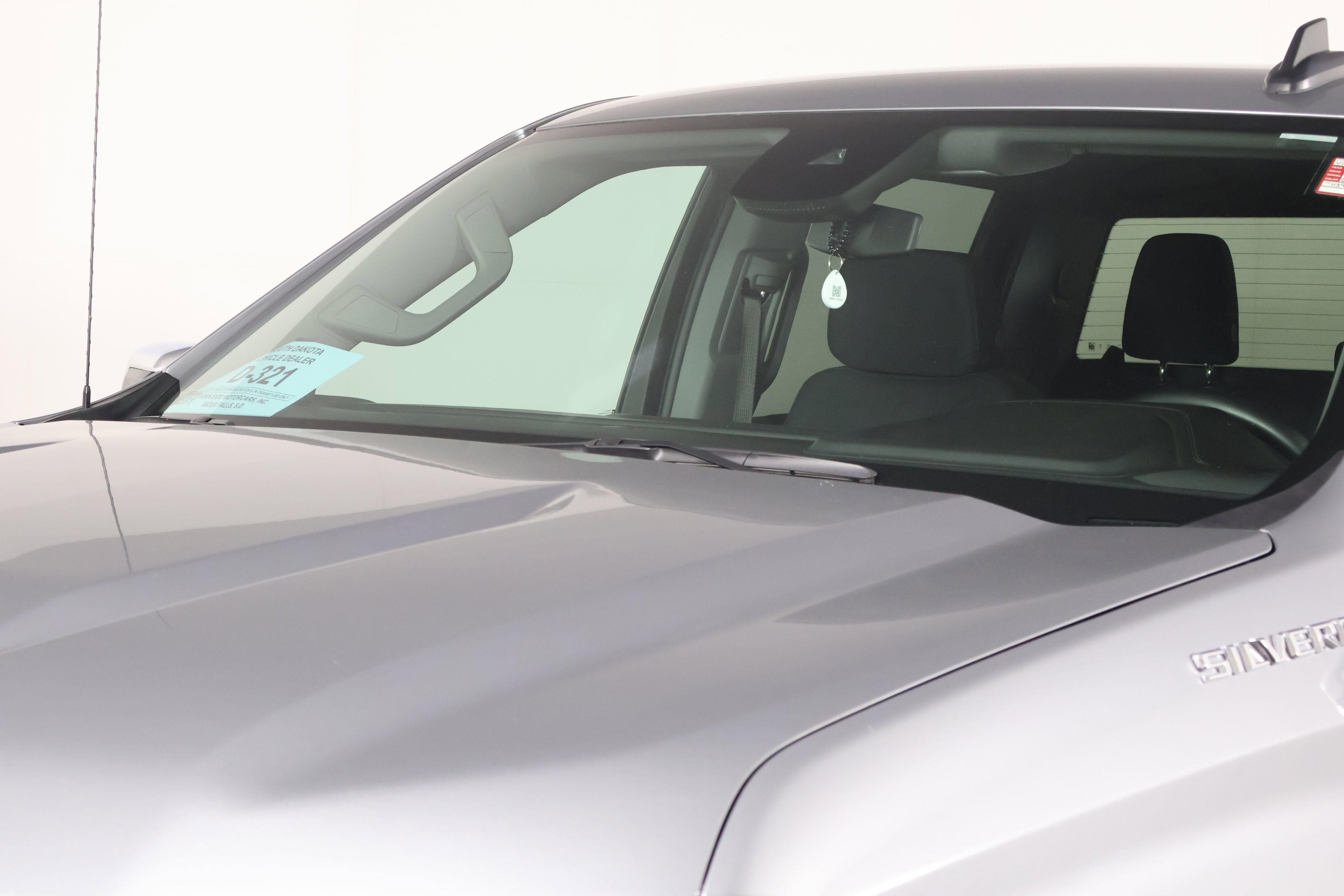 Used 2025 Chevrolet Silverado 1500 LT image 12