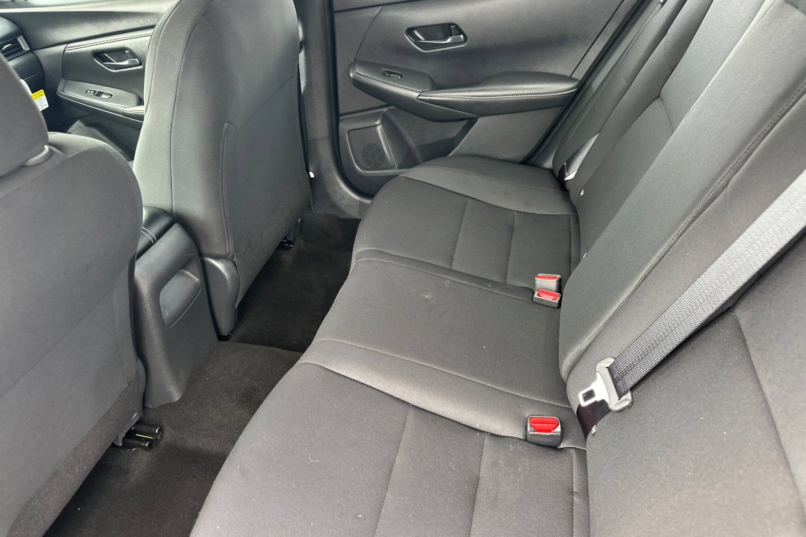 Used 2025 Nissan Sentra S FWD image 9