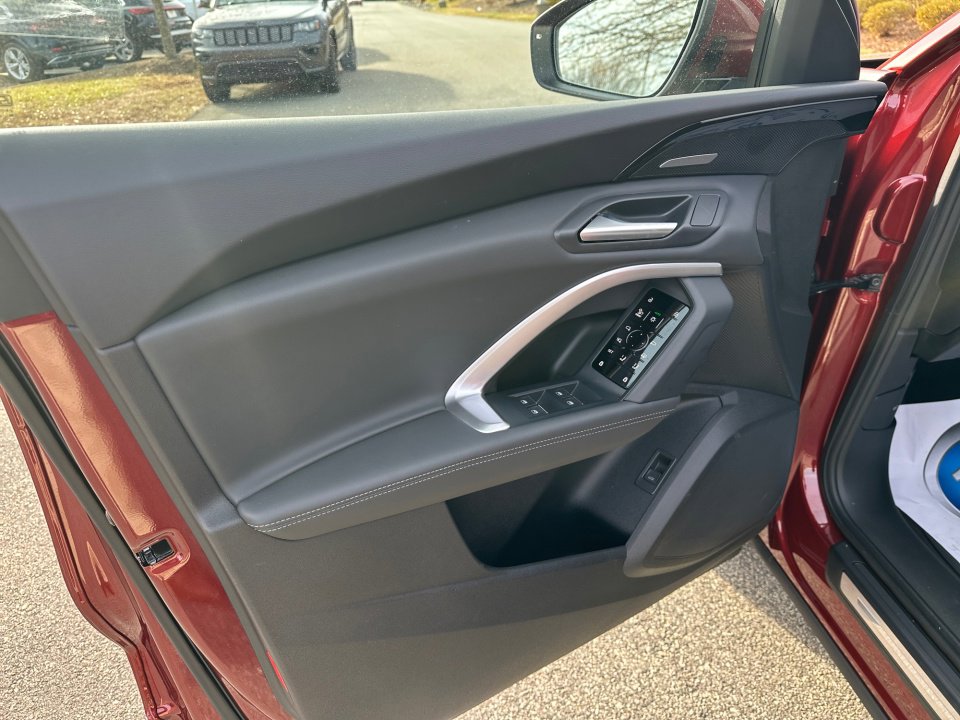 New 2025 Audi Q5 Premium Plus image 32