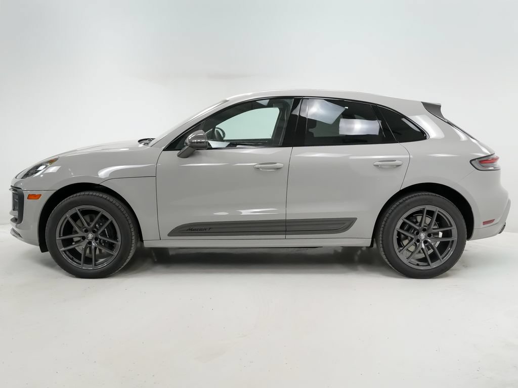 Certified 2026 Porsche Macan Turbo AWD/4WD image 2