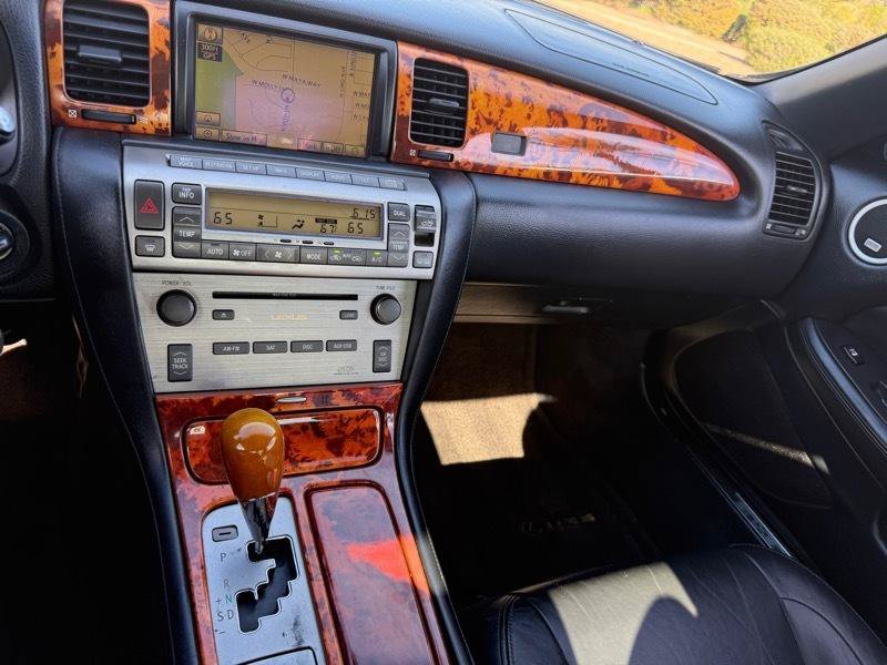 Used 2010 Lexus SC 430 Convertible RWD image 29