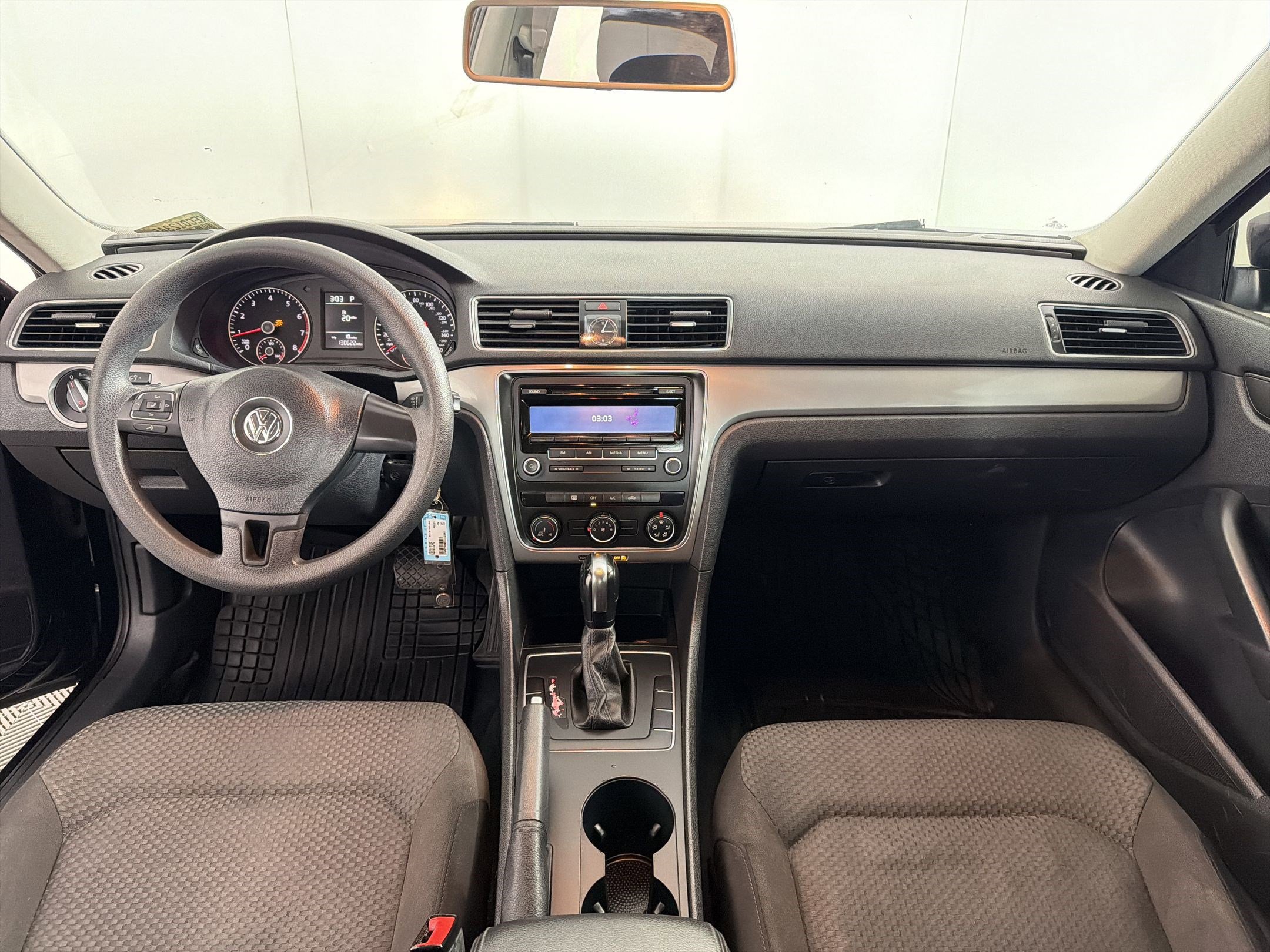 Used 2014 Volkswagen Passat 2.5 S FWD image 15