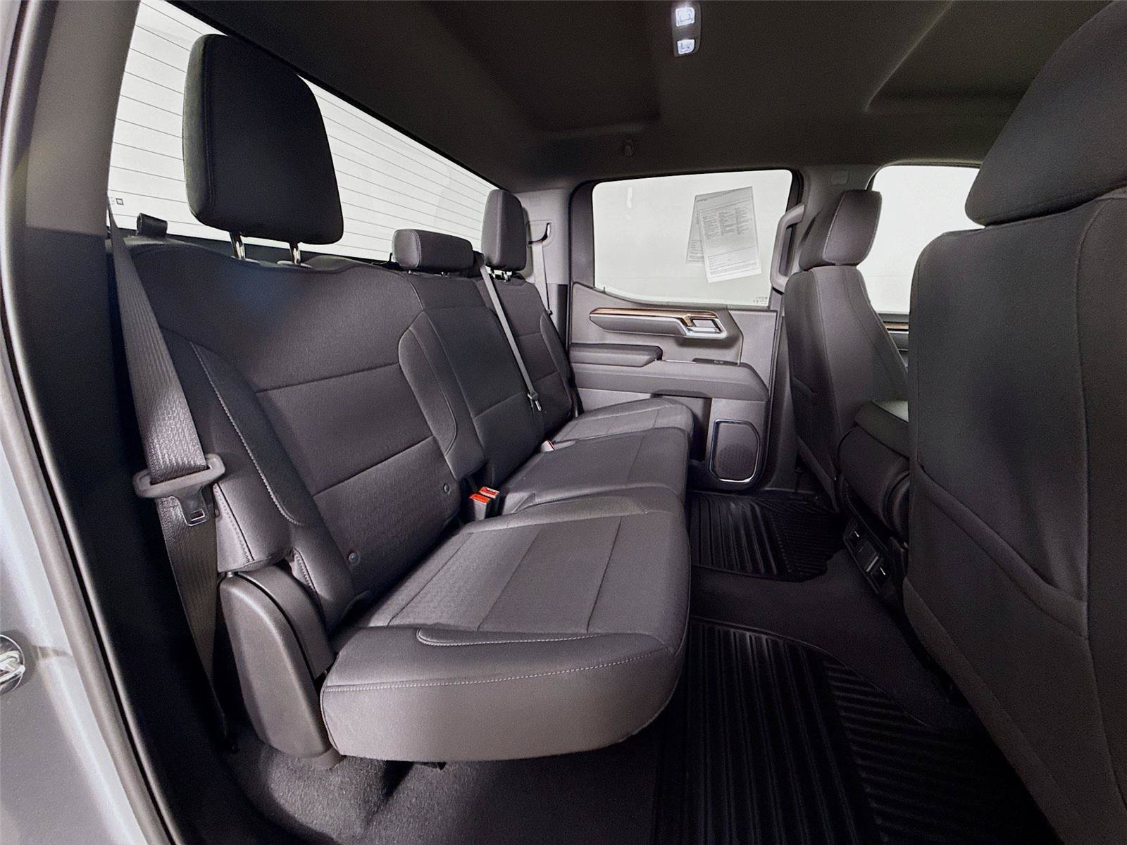 Used 2026 Chevrolet Silverado 1500 LT AWD/4WD image 28
