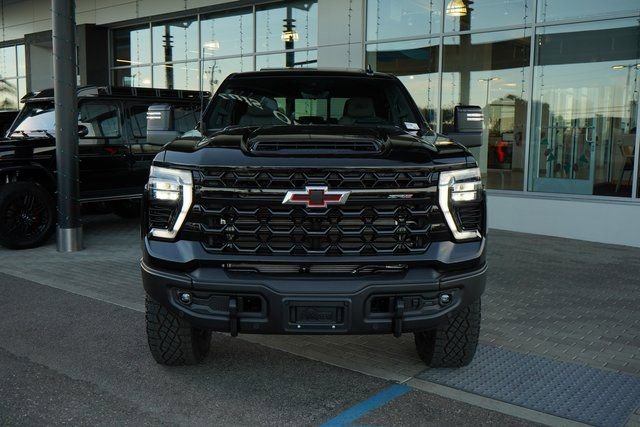 New 2026 Chevrolet Silverado 2500 ZR2 w/ ZR2 Bison Edition image 3