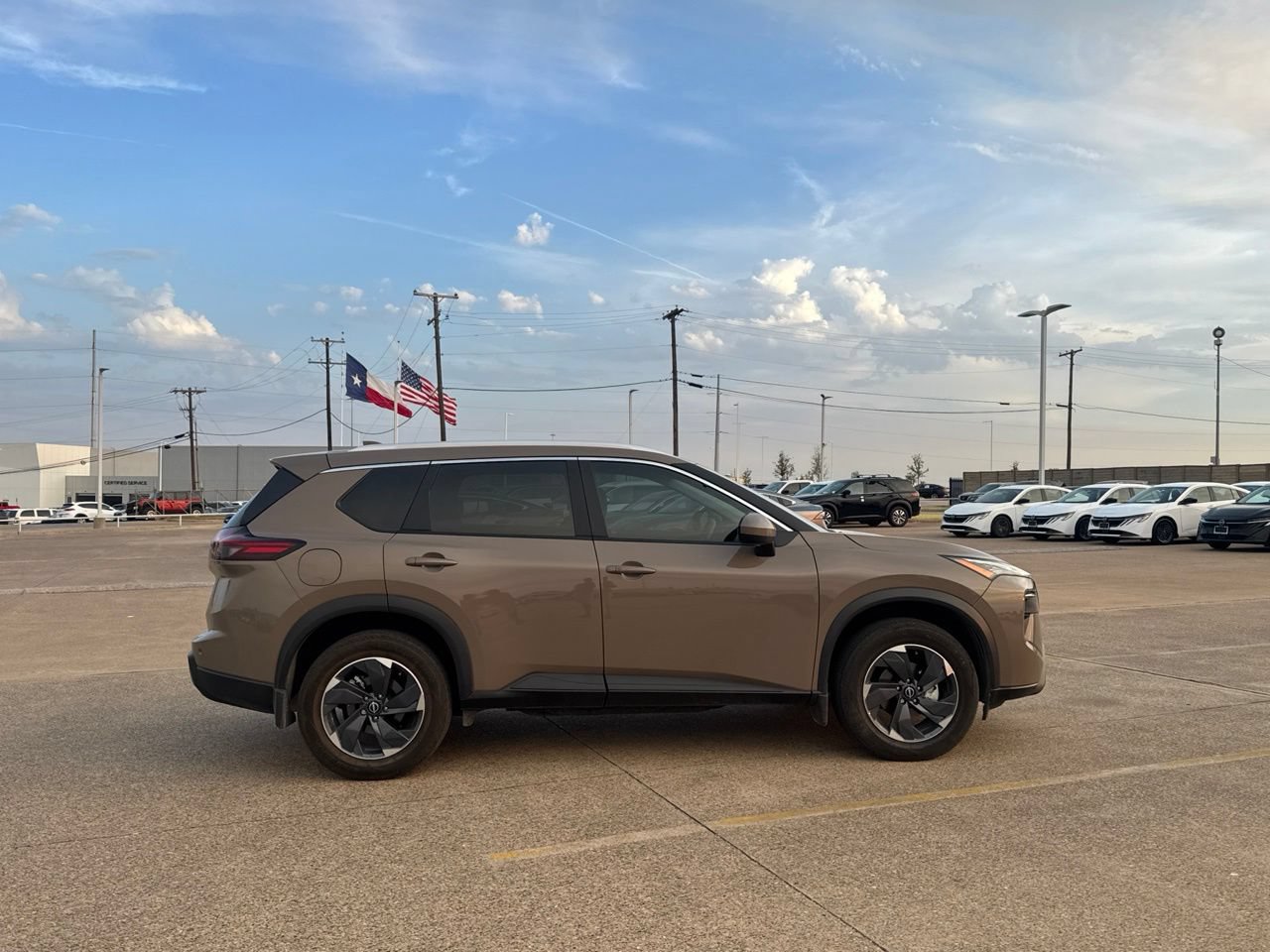 Certified 2024 Nissan Rogue SV w/ SV Premium Package AWD/4WD image 26