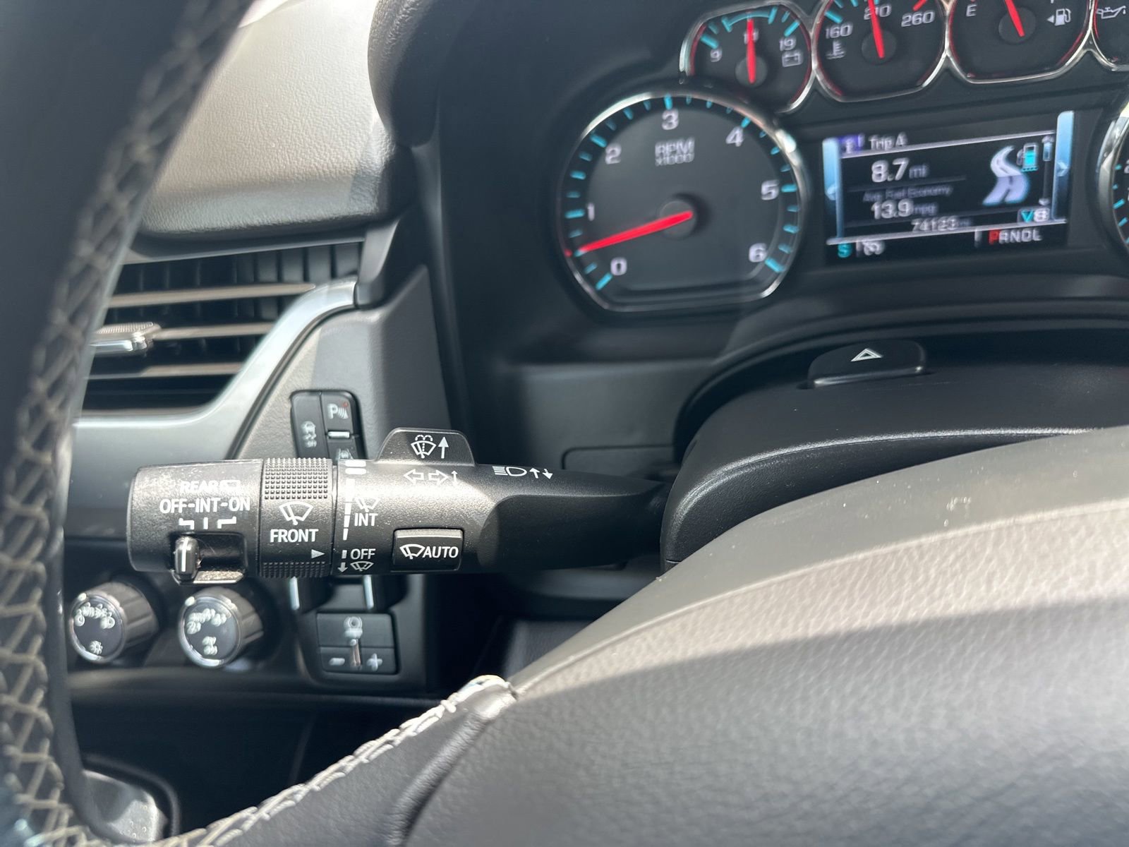 Used 2019 Chevrolet Tahoe LT AWD/4WD image 47