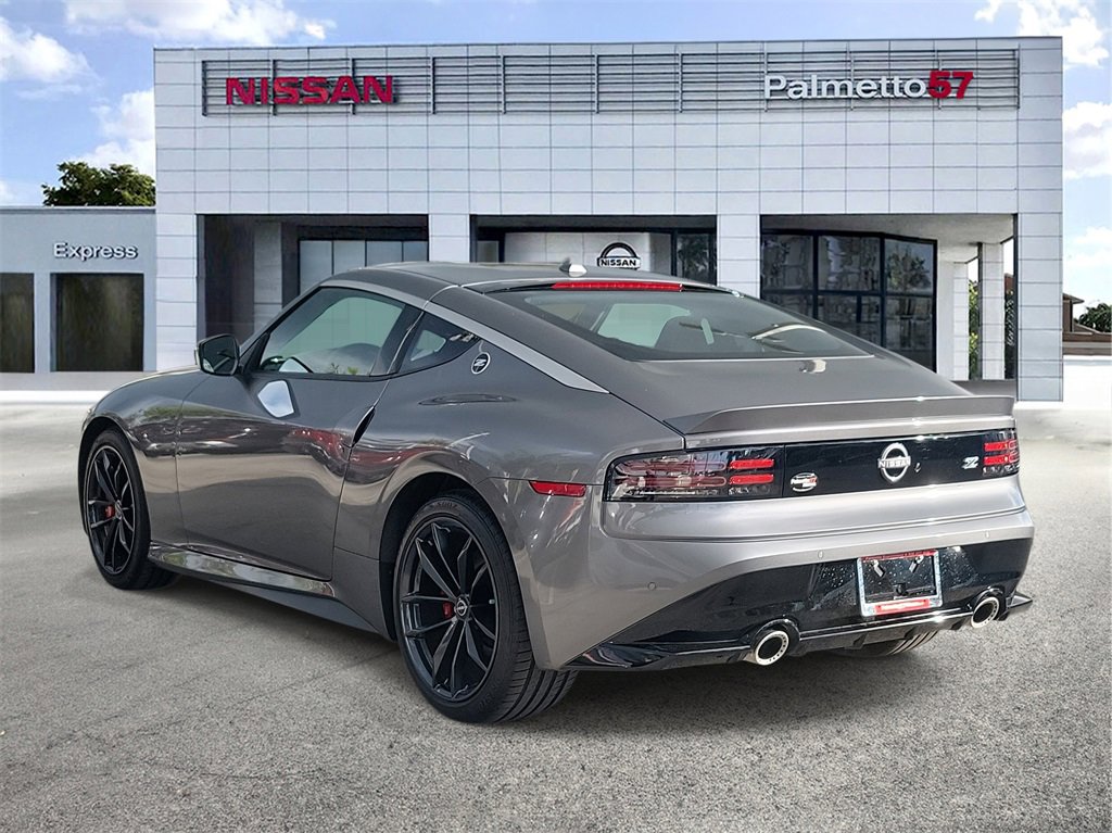 Certified 2024 Nissan Z Performance w/ Floor Mat Package image 4